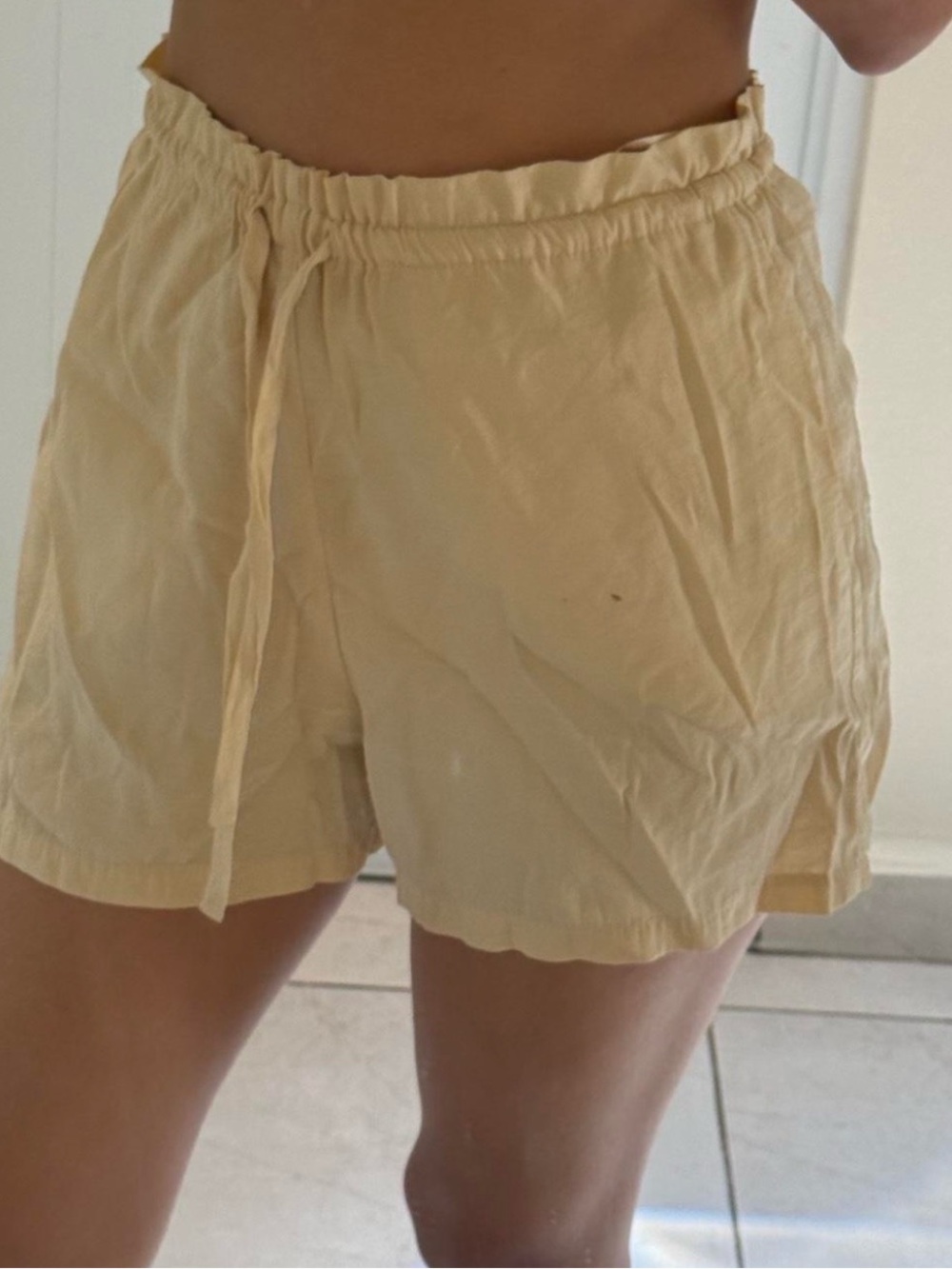 Zara Pale Yellow Elastic-Waist Drawstring Women’s Athletic Shorts